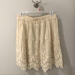 Lacey skirt